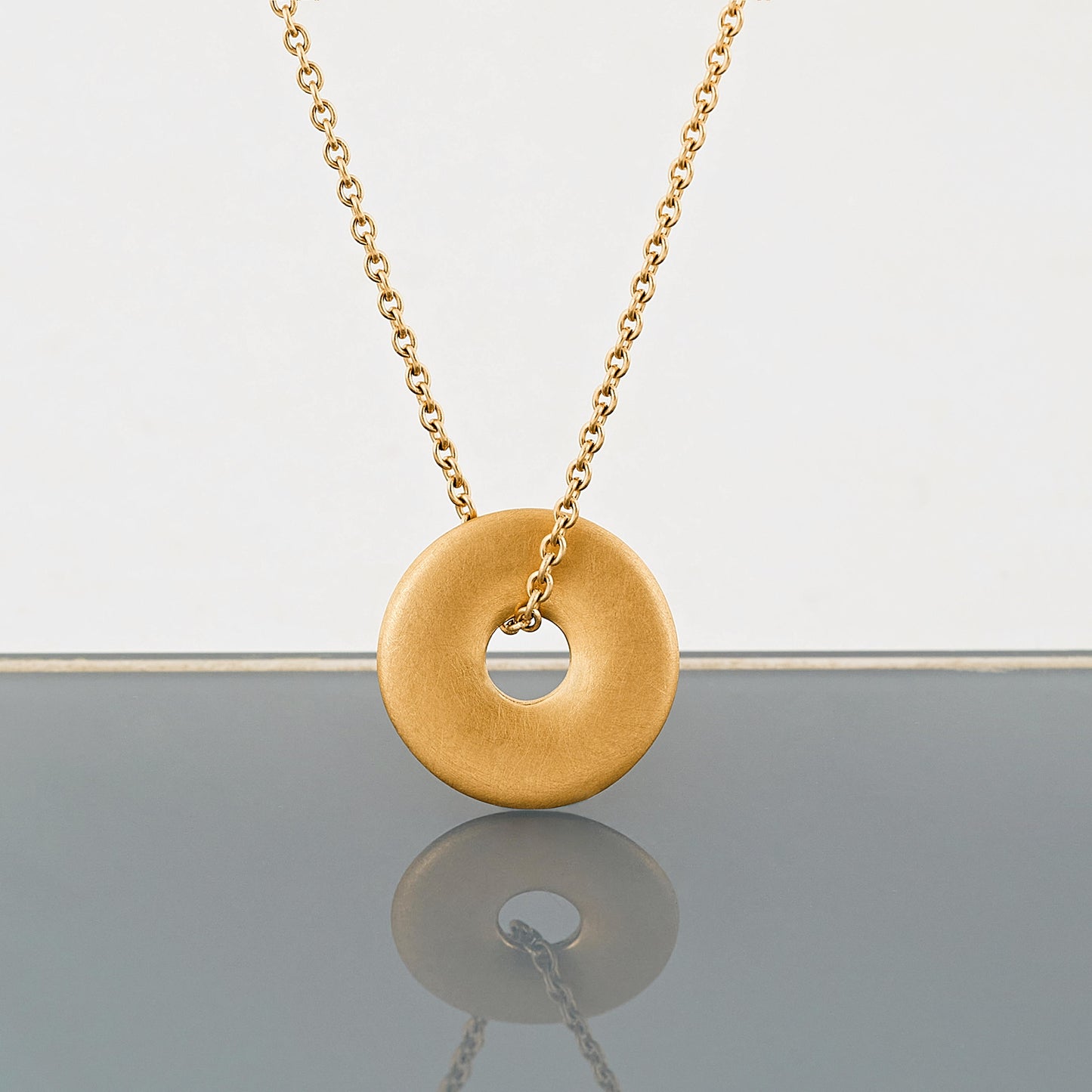 Circle Pendant Necklace, 22ct Gold