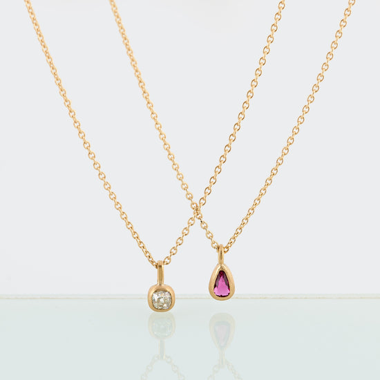 Old Cushion Cut Diamond Necklace, 22ct Gold