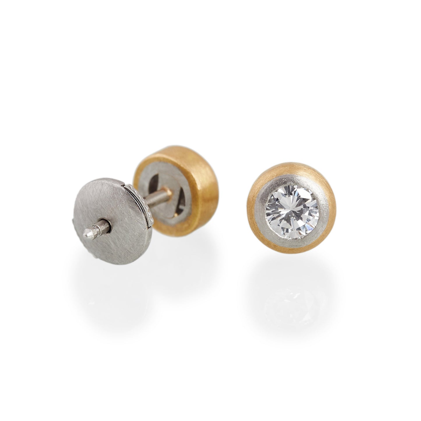 Load image into Gallery viewer, Brilliant Diamond Stud Earrings, 22ct Gold &amp;amp; Platinum
