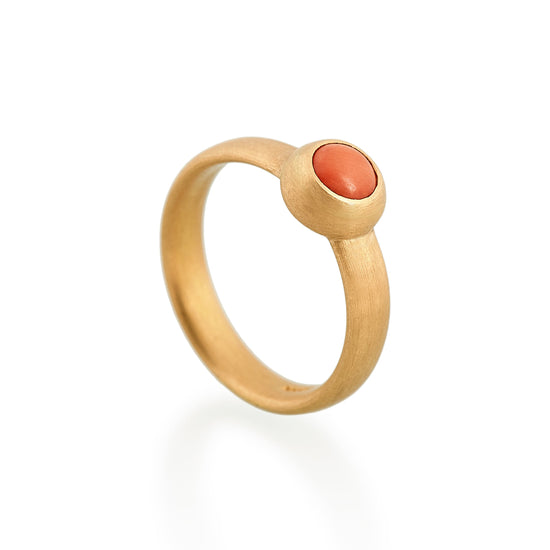 Load image into Gallery viewer, Petite Antique Coral Ring, 22ct Gold
